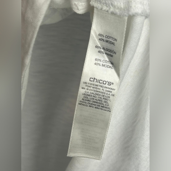 Chico's Parisian Weekends Lightweight Casual Top Embellishments Size 3 Cotton - Picture 5 of 8